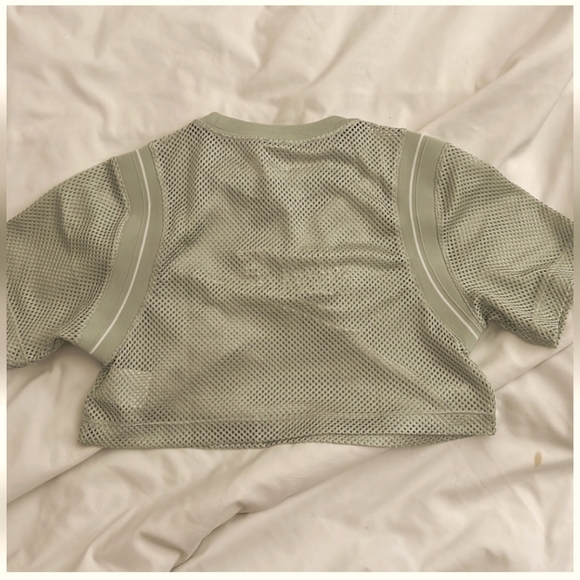 Nike Green and White Mesh Net Cropped Crop Top Shirt Jersey Size Medium - Picture 8 of 14